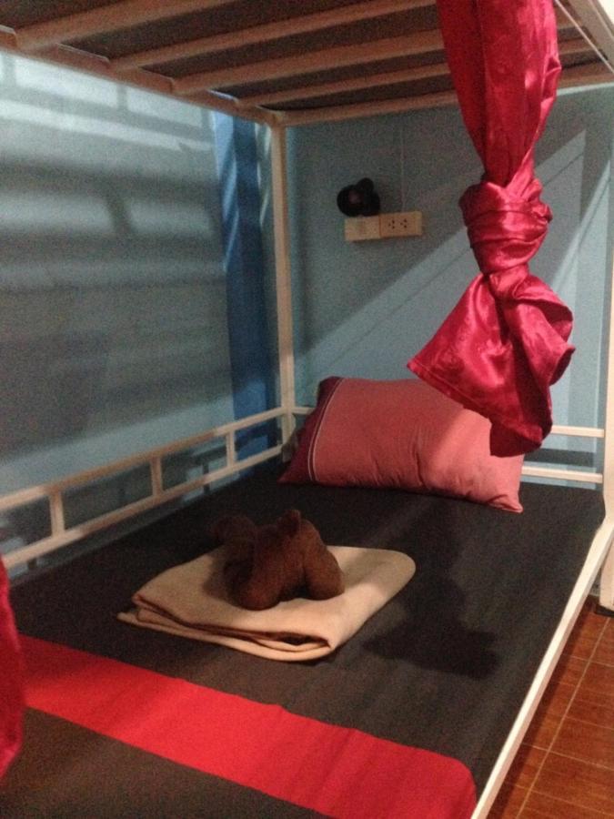 Rehab Hostel ピピ島 エクステリア 写真